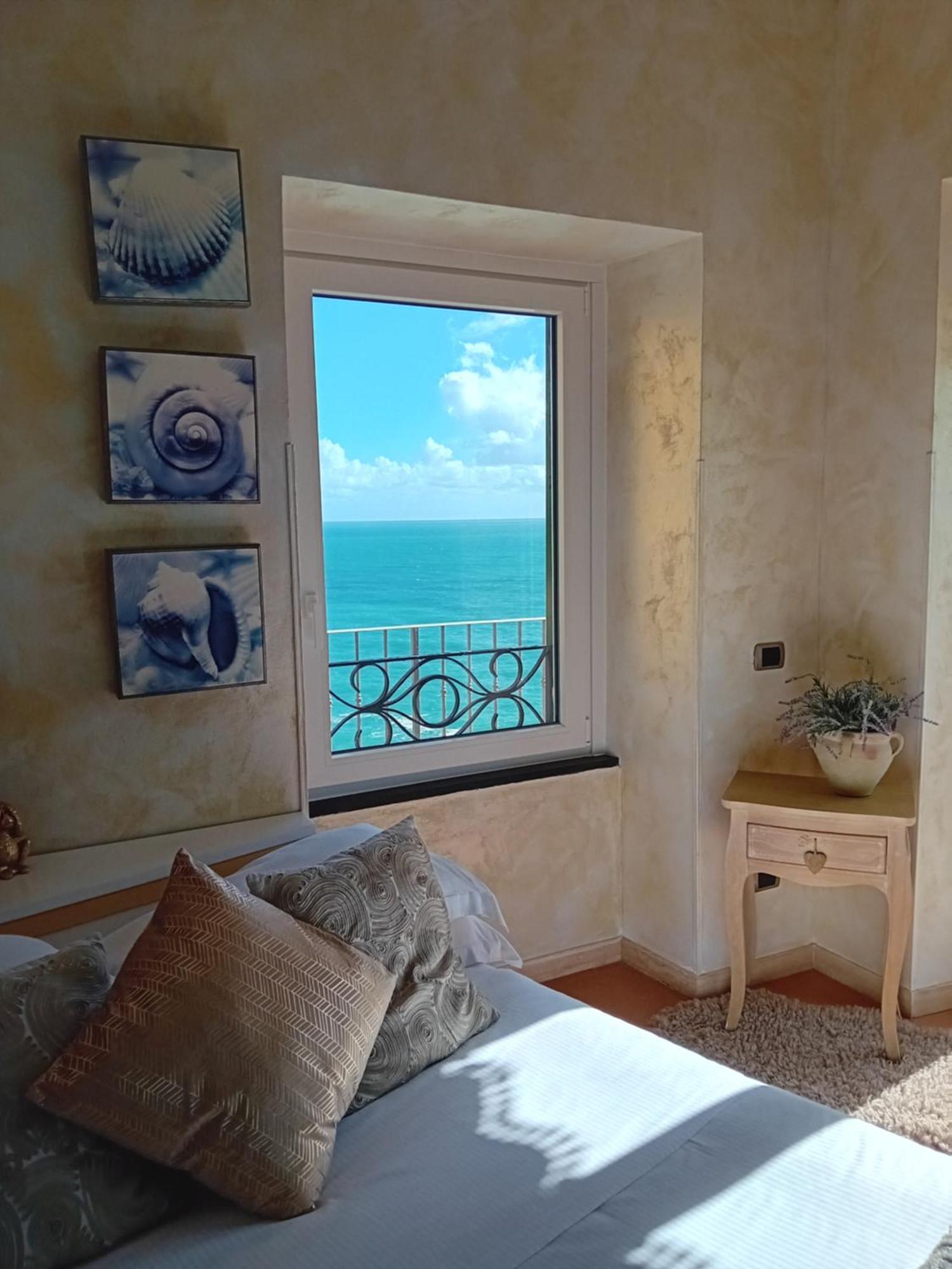 Alla Porta Rossa Manarola Exteriör bild